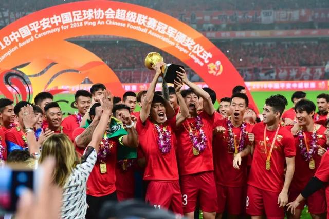 篮球界的传奇教练离世：曾五度夺冠与三度获最佳教练