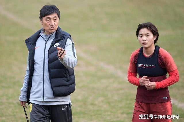 NBA休赛期重磅签约，勇士与开拓者新动作频频